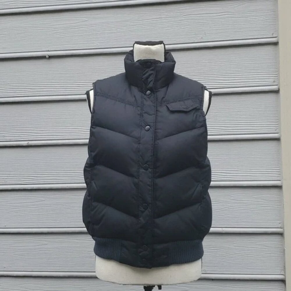 Gap Button Down Puffer Vest | GAP Y2K Black Button Front Puffer Vest